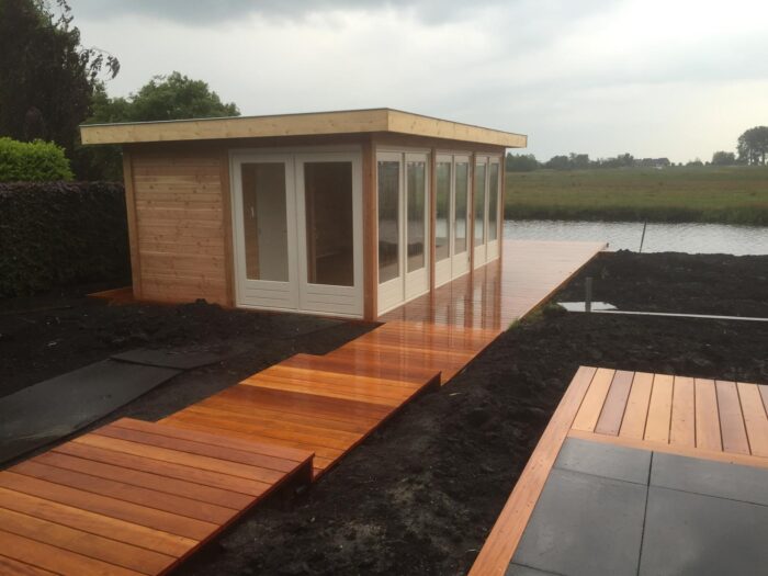 Vlonders en overkapping